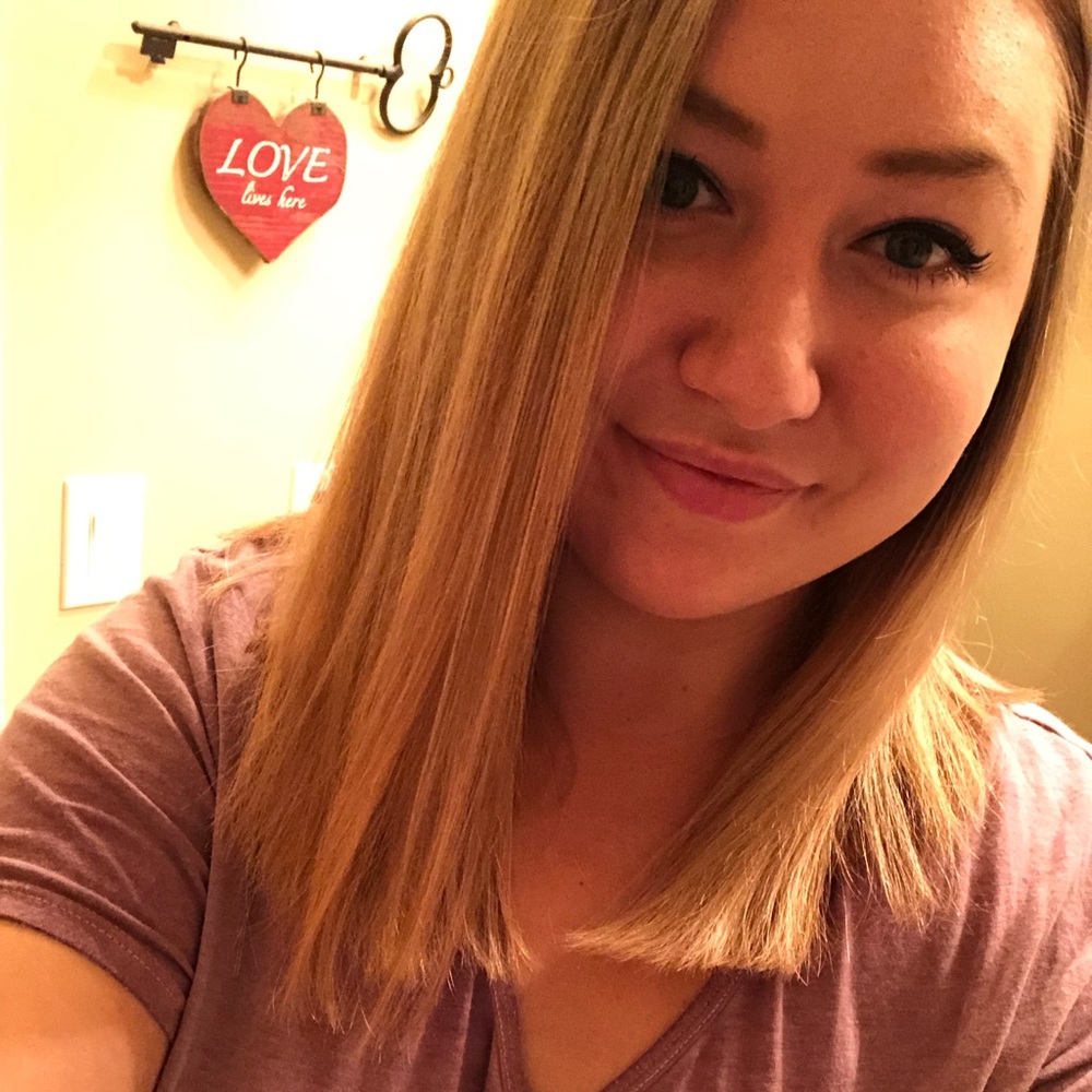 Meet your Posher, Emma